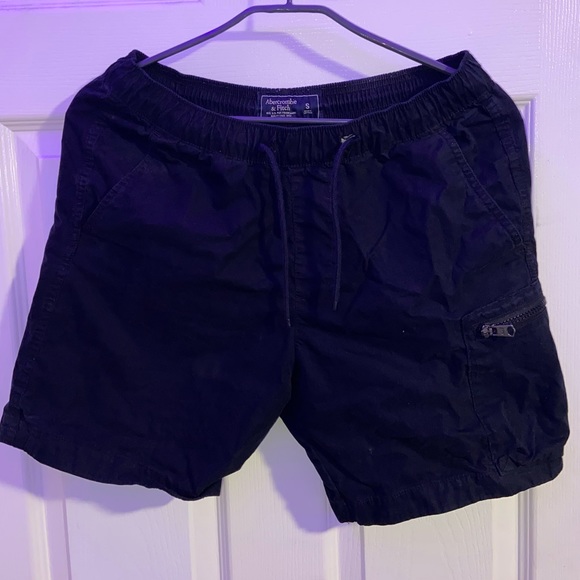 Abercrombie & Fitch / Size Small / Black Shorts - Picture 1 of 3